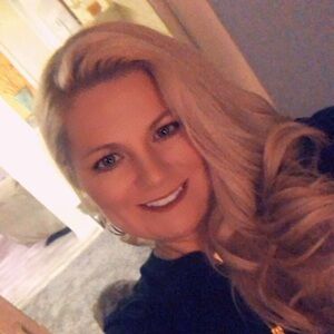 Meet your Posher, Christina